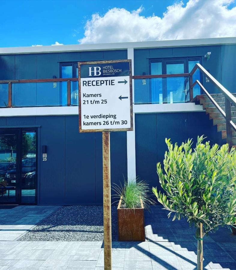 Hotel Biesbosch Drimmelen Exterior photo
